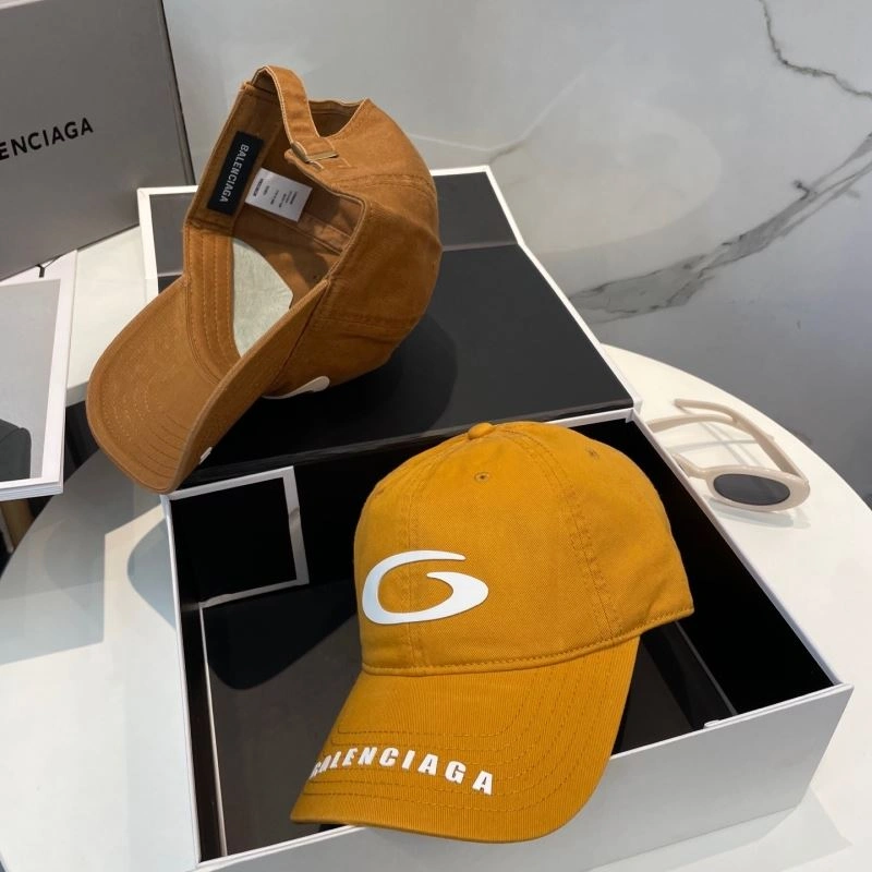 Sophisticated Balenciaga Caps 260804