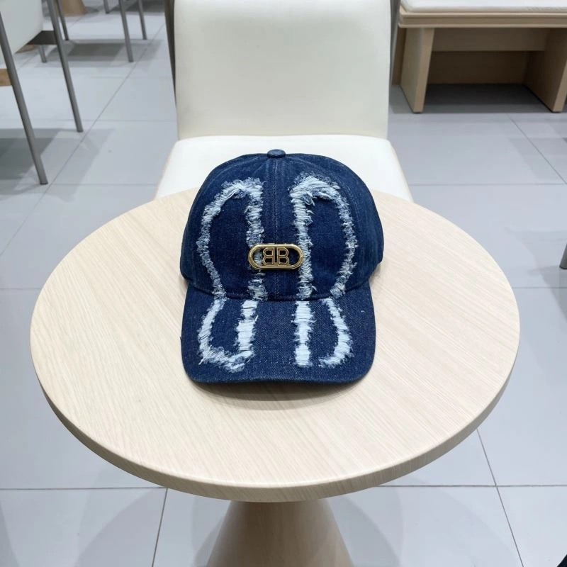 Balenciaga Caps Chic 260778