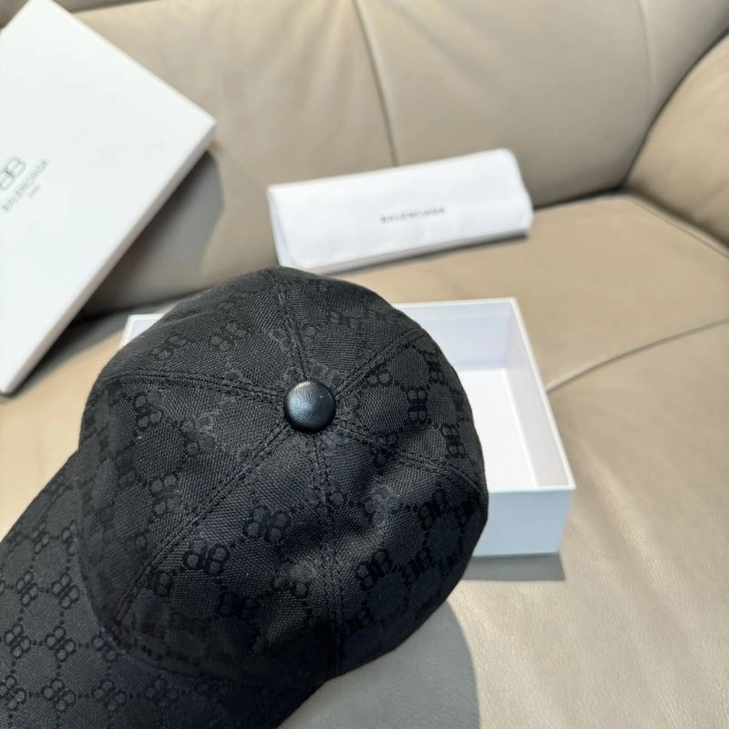 Balenciaga Caps Versatile 260788