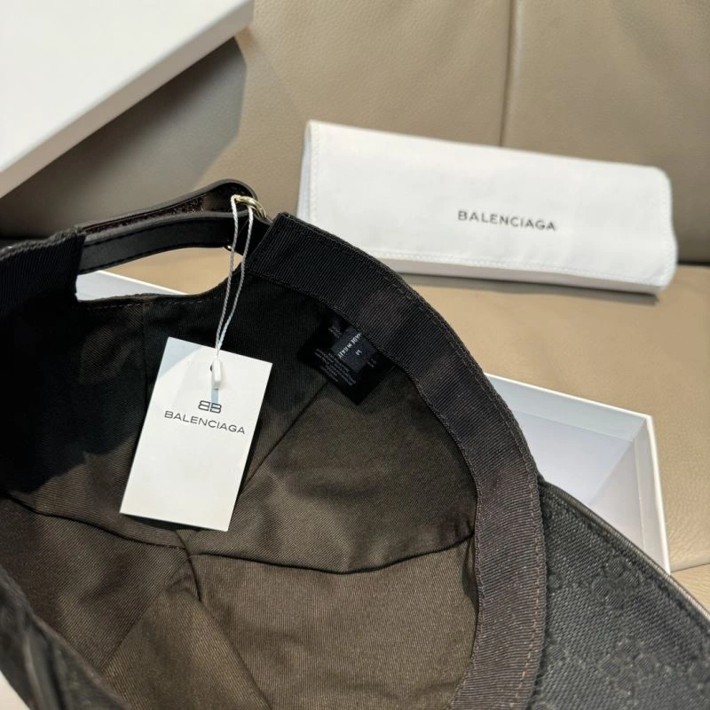 Balenciaga Caps Versatile 260788