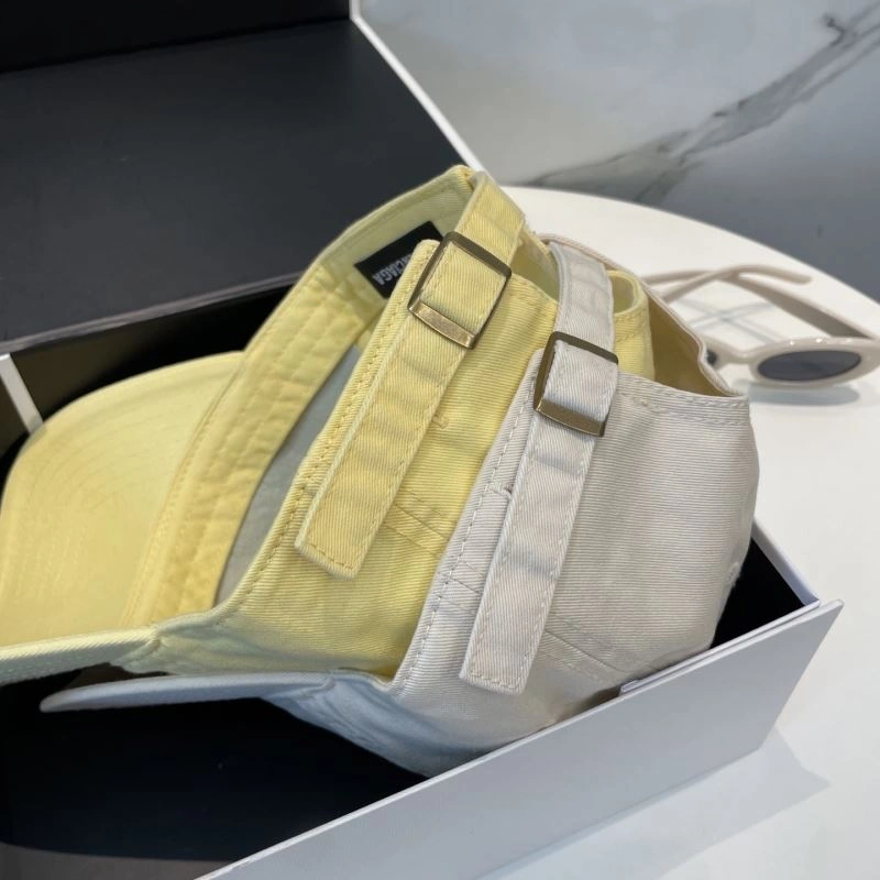 Casual Balenciaga Caps 260760