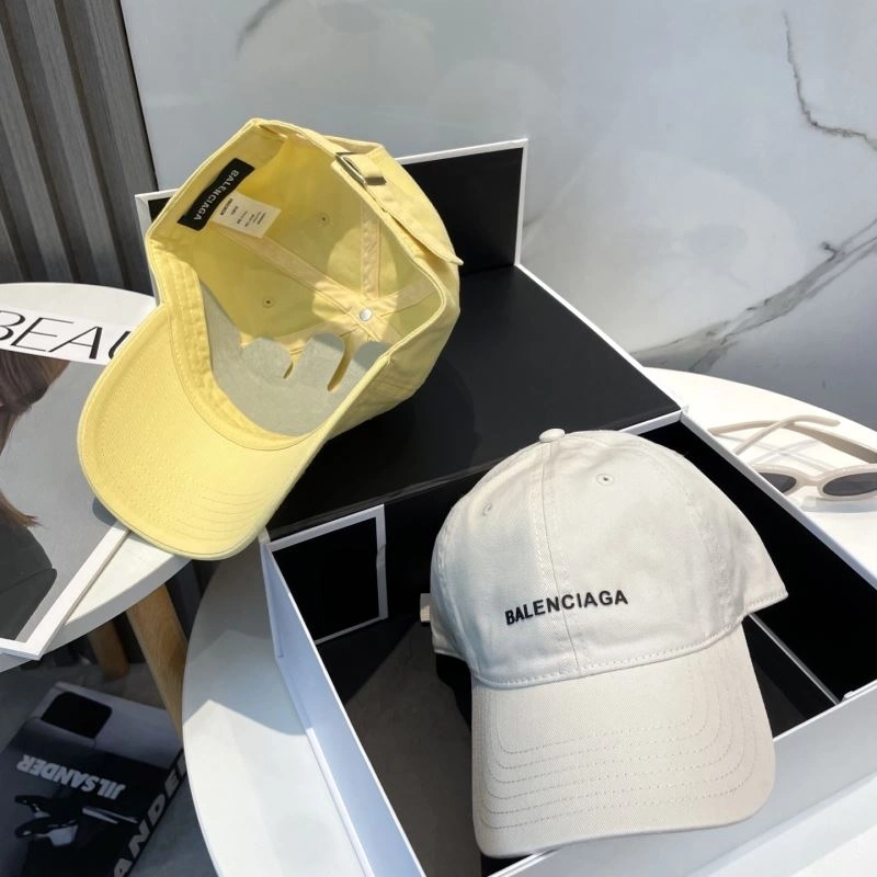 Casual Balenciaga Caps 260760