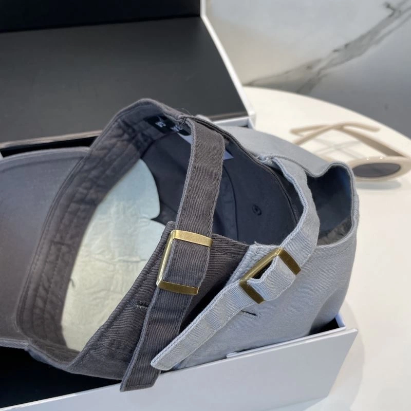 Balenciaga Caps Minimalist 260756