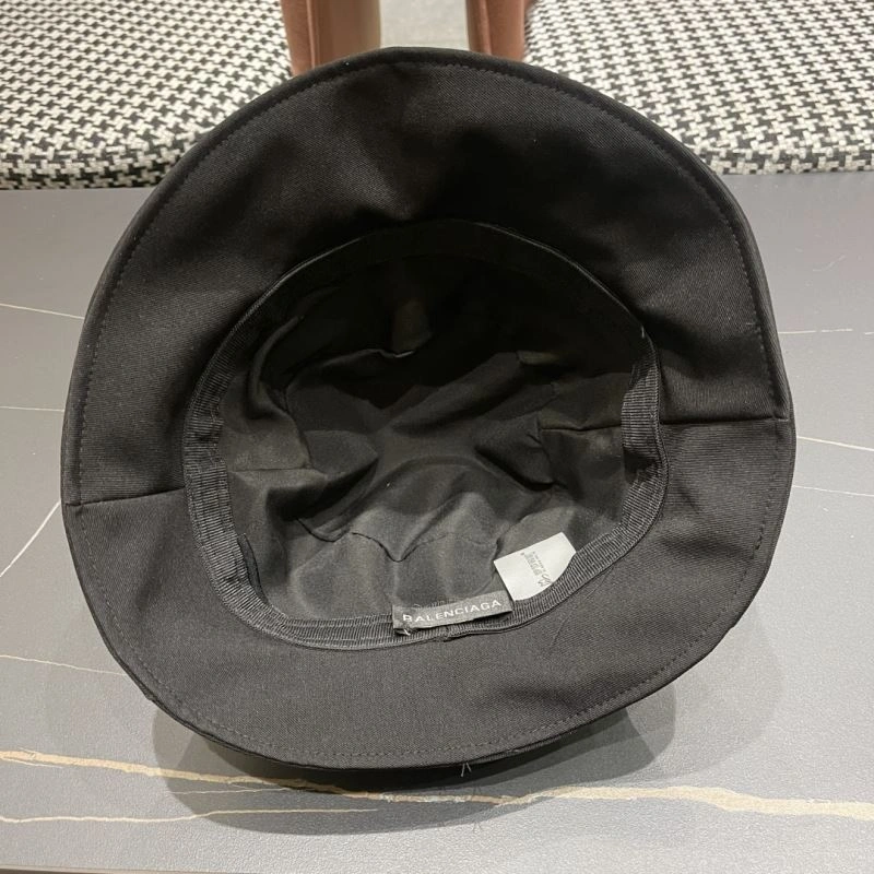 Snug Balenciaga Caps 260753