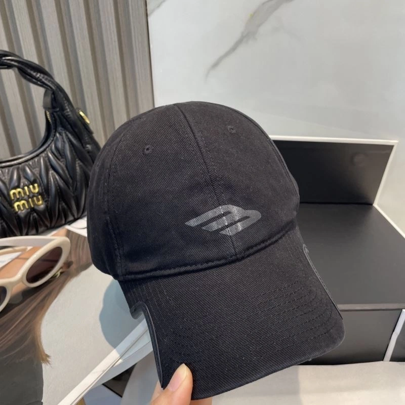Lightweight Balenciaga Caps 260732