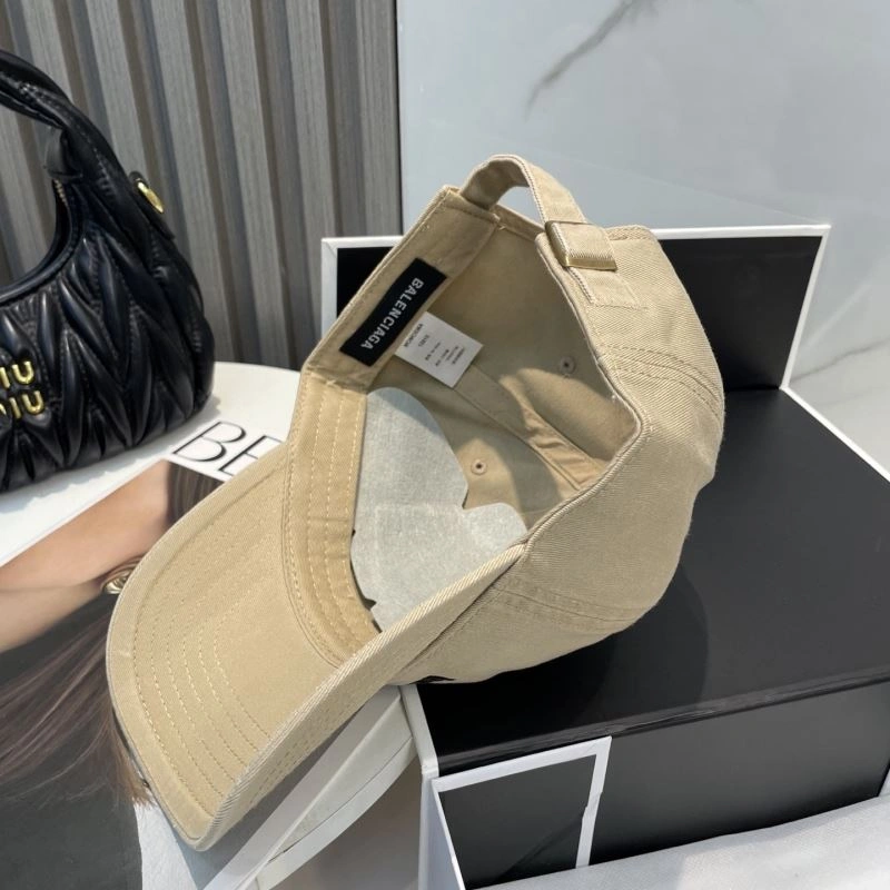 Balenciaga Caps Neat 260750