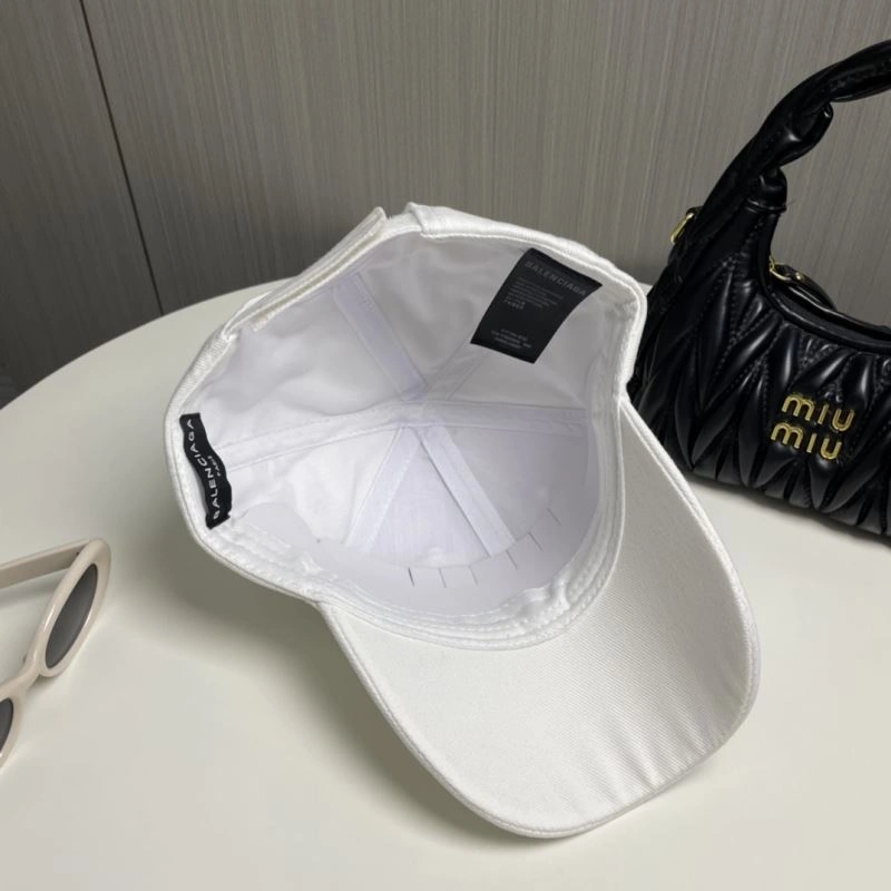 Functional Balenciaga Caps 260733