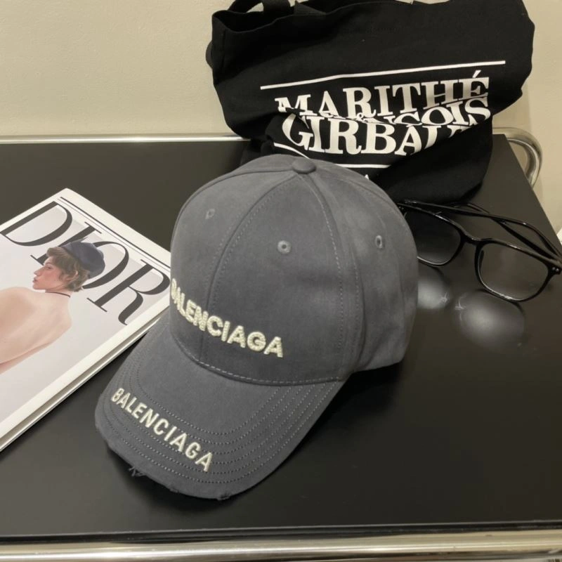 Balenciaga Caps Bold 260740