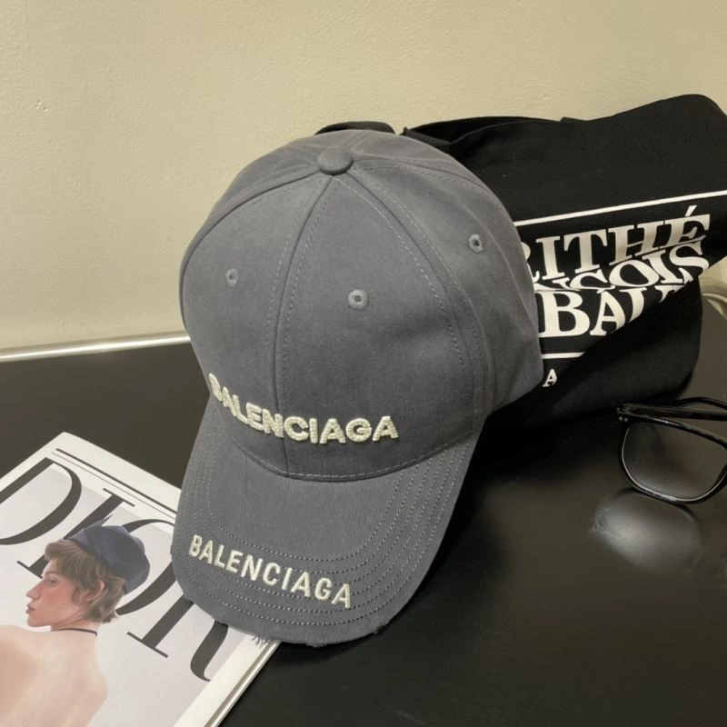 Balenciaga Caps Bold 260740