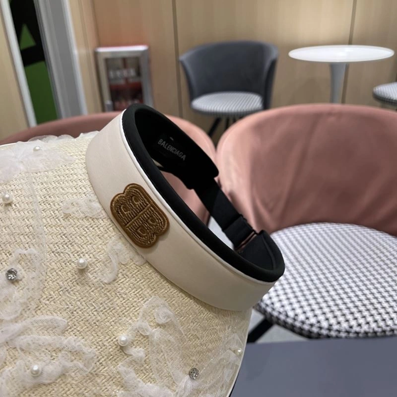 Balenciaga Caps Classic 260723