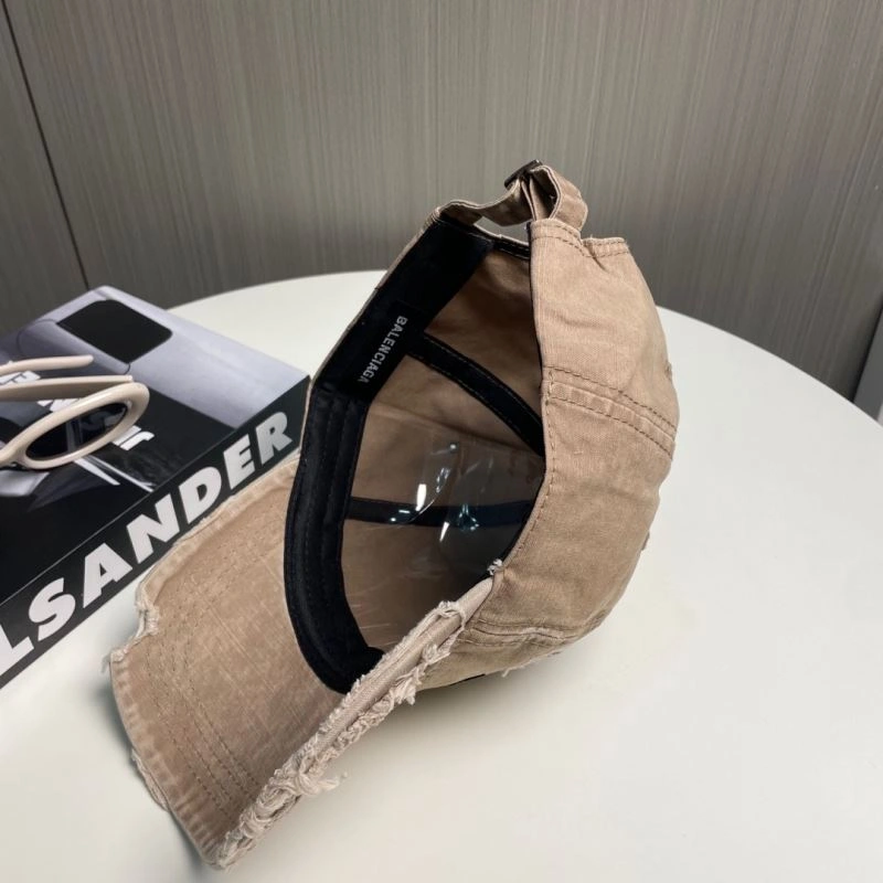 MultiPurpose Balenciaga Caps 260695