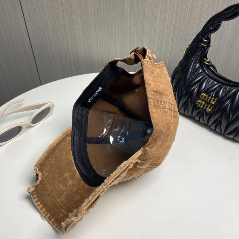 Cozy Balenciaga Caps 260698