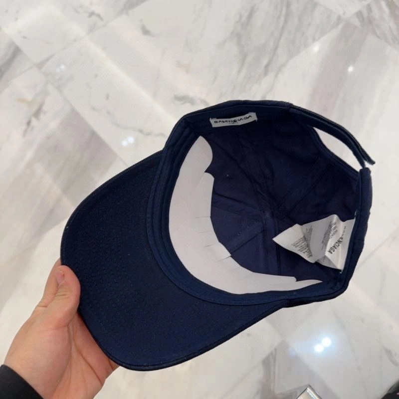 Neat Balenciaga Caps 260707