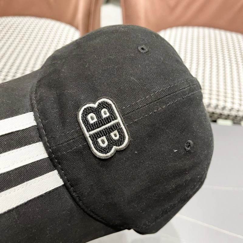 Bright Balenciaga Caps 260711