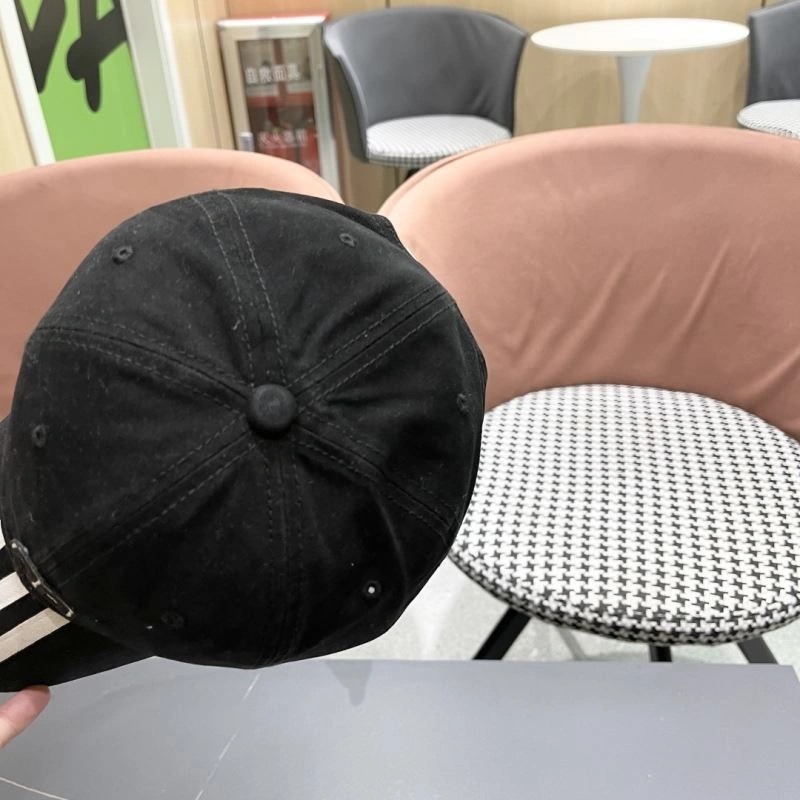 Bright Balenciaga Caps 260711