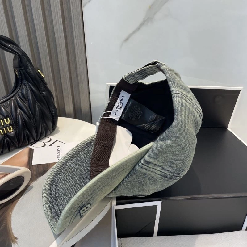 Durable Balenciaga Caps 260702