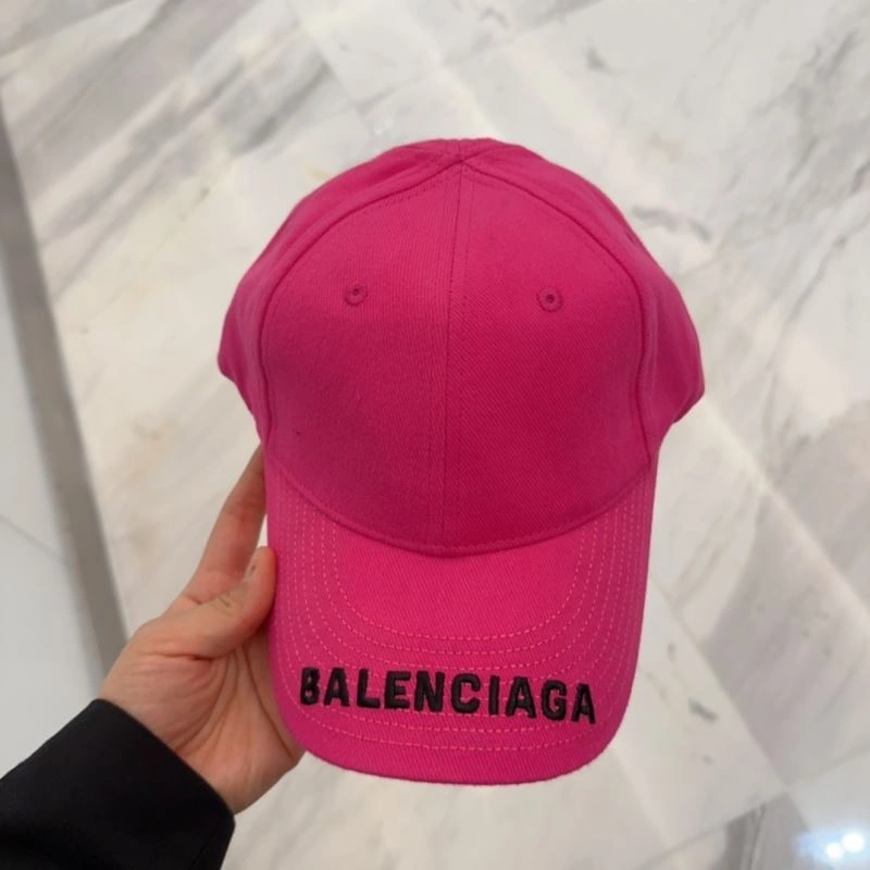 Contemporary Balenciaga Caps 260708