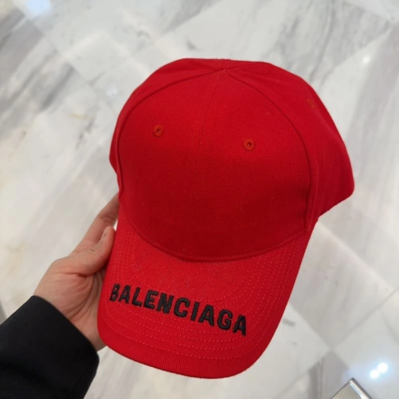 Balenciaga Caps AllSeason 260681