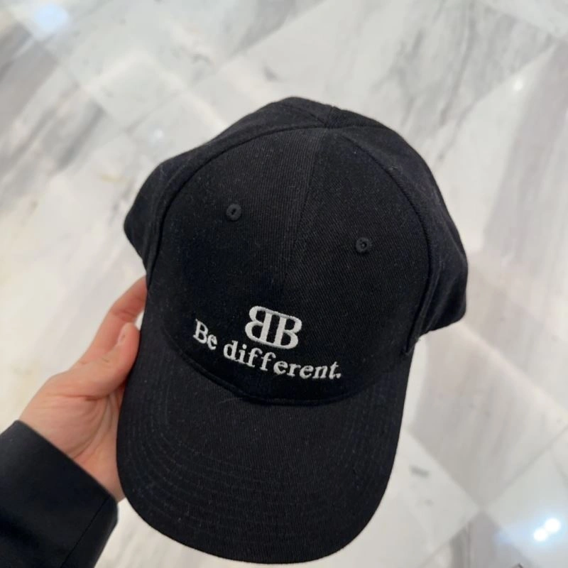 Balenciaga Caps Functional 260679