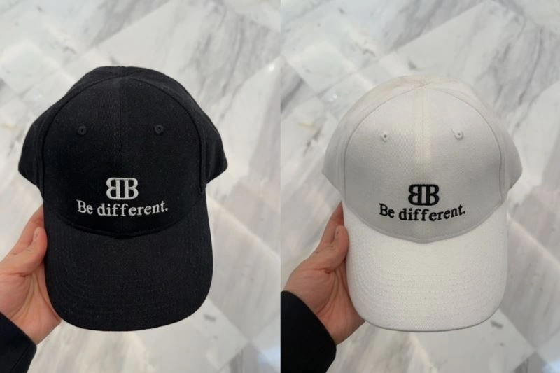Balenciaga Caps Compact 260703