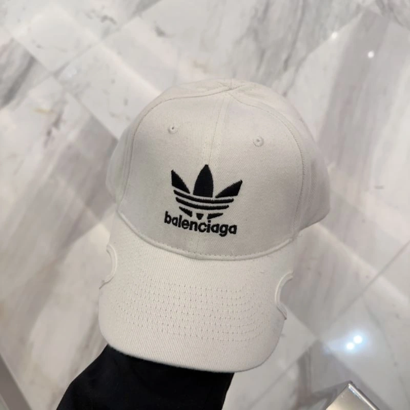 Balenciaga Caps UrbanChic 260701
