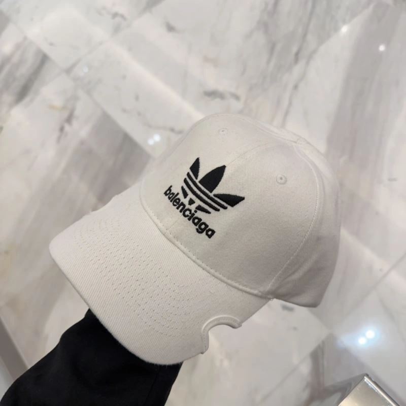Balenciaga Caps UrbanChic 260701