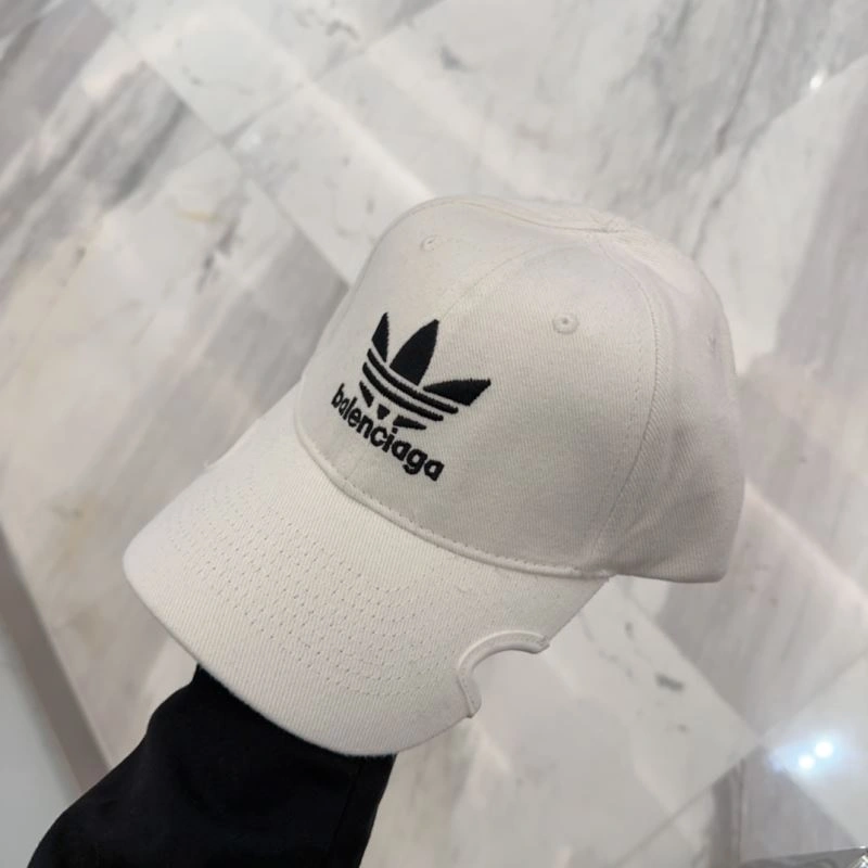 Balenciaga Caps UrbanChic 260701