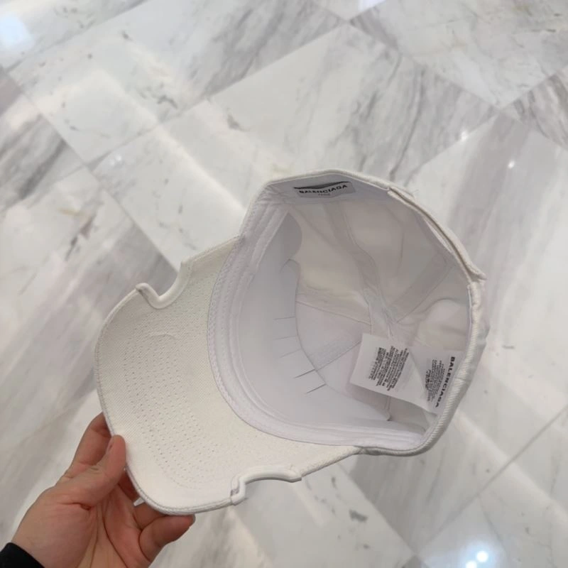 Balenciaga Caps UrbanChic 260701