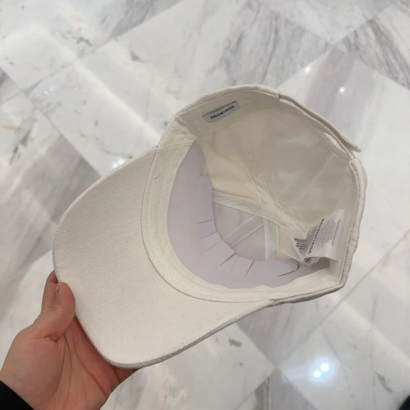 Sleek Balenciaga Caps 260649