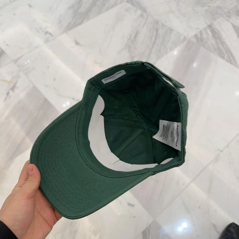 Balenciaga Caps Snug 260646