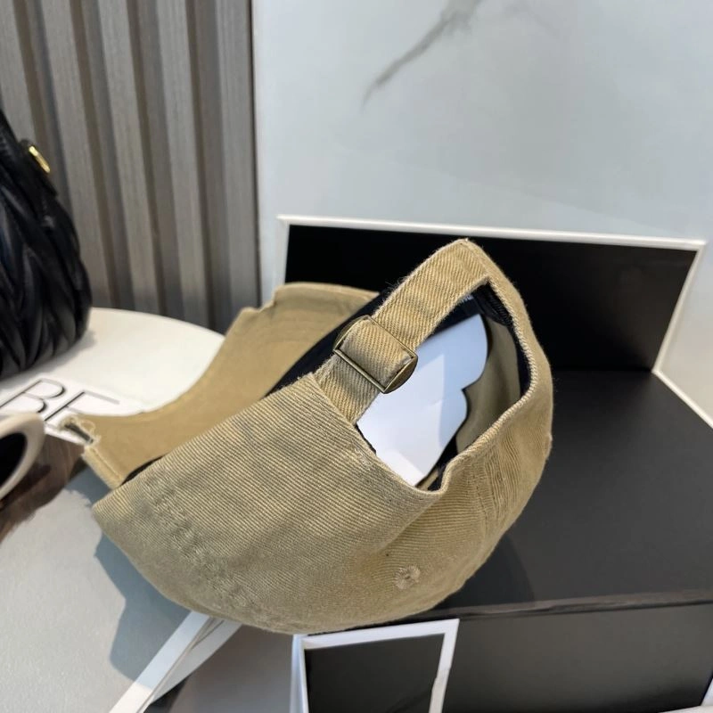 Balenciaga Caps EyeCatching 260652