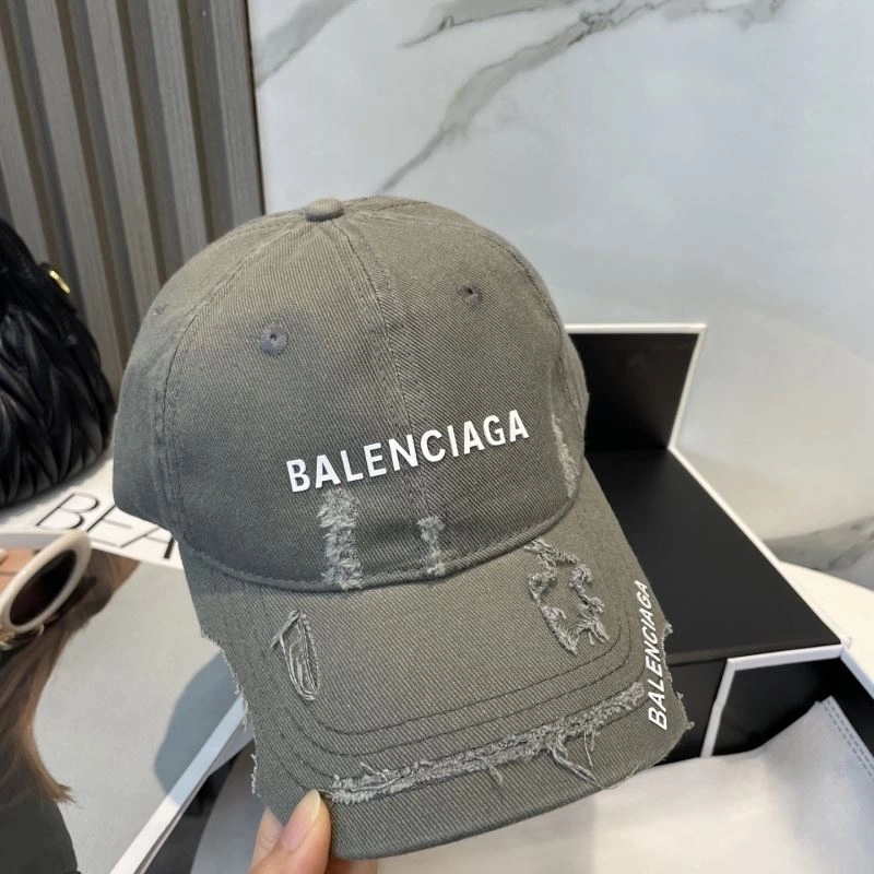 Balenciaga Caps Supportive 260666