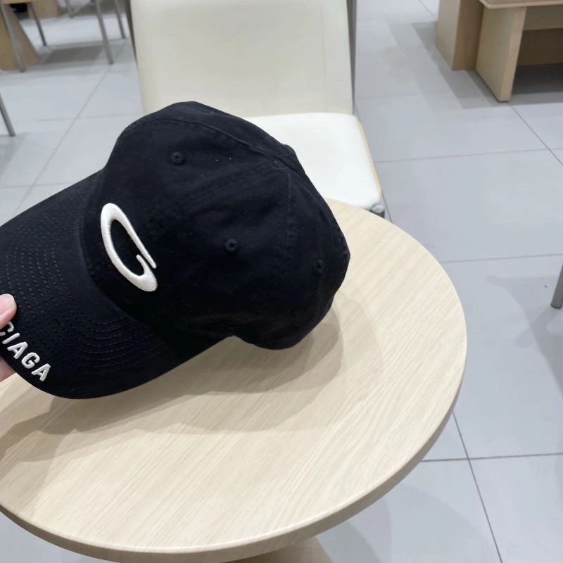 Balenciaga Caps Snug 260653