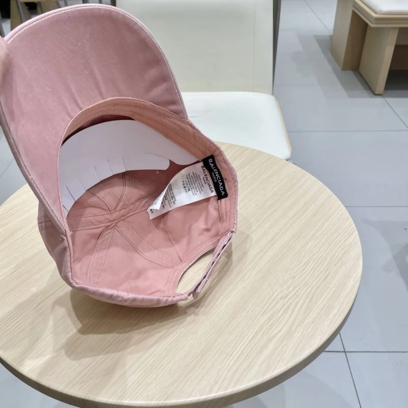 Balenciaga Caps Vibrant 260647