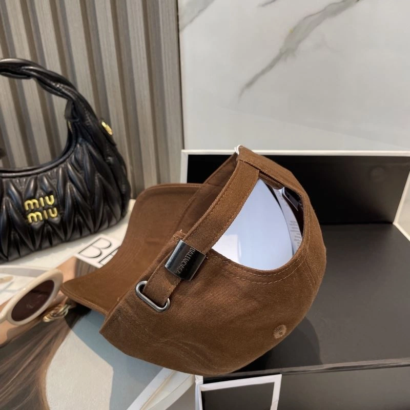 Sophisticated Balenciaga Caps 260626