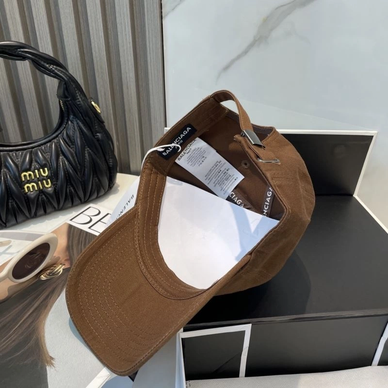 Sophisticated Balenciaga Caps 260626