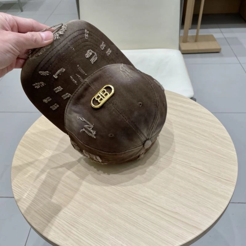 Balenciaga Caps Minimalist 260610