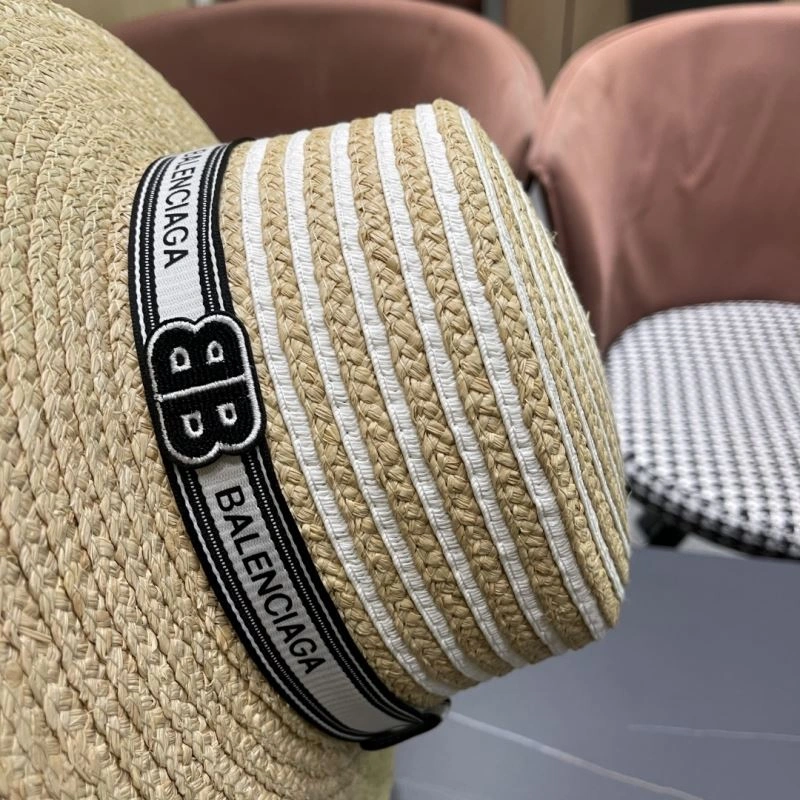 UrbanChic Balenciaga Caps 260618
