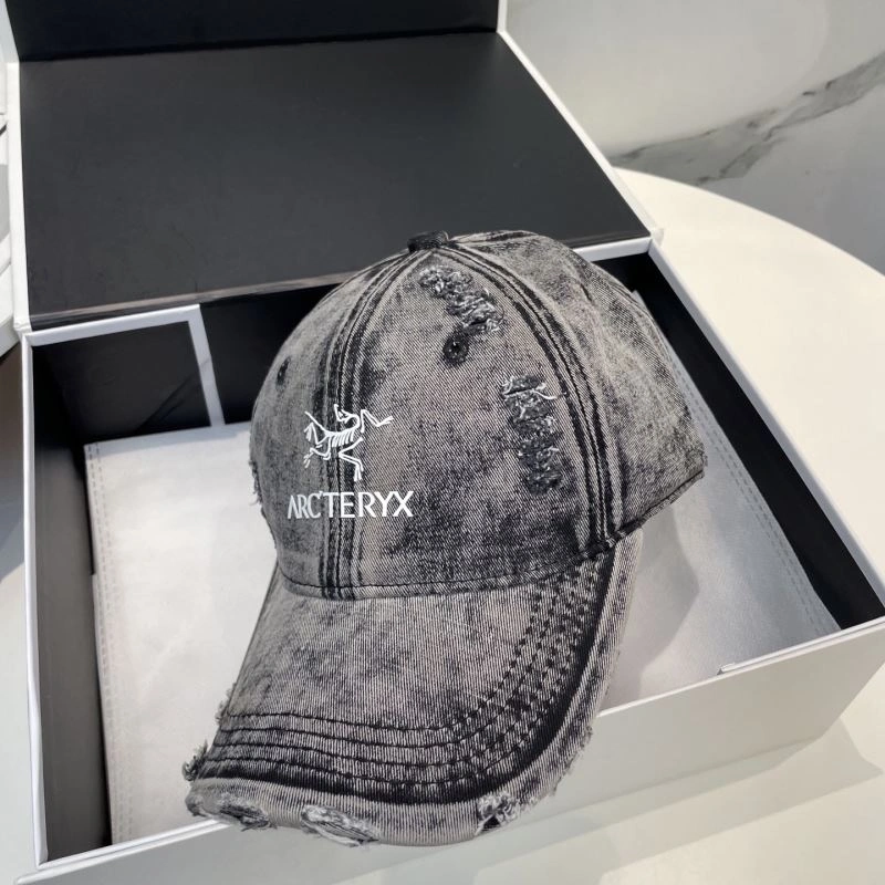 Balenciaga Caps WrinkleFree 260597