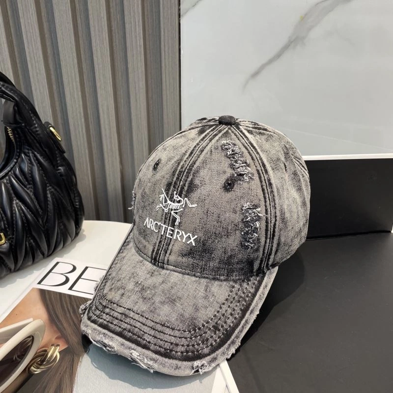 Balenciaga Caps WrinkleFree 260597