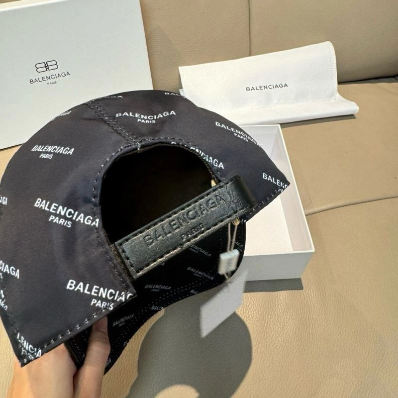 Minimalist Balenciaga Caps 260595