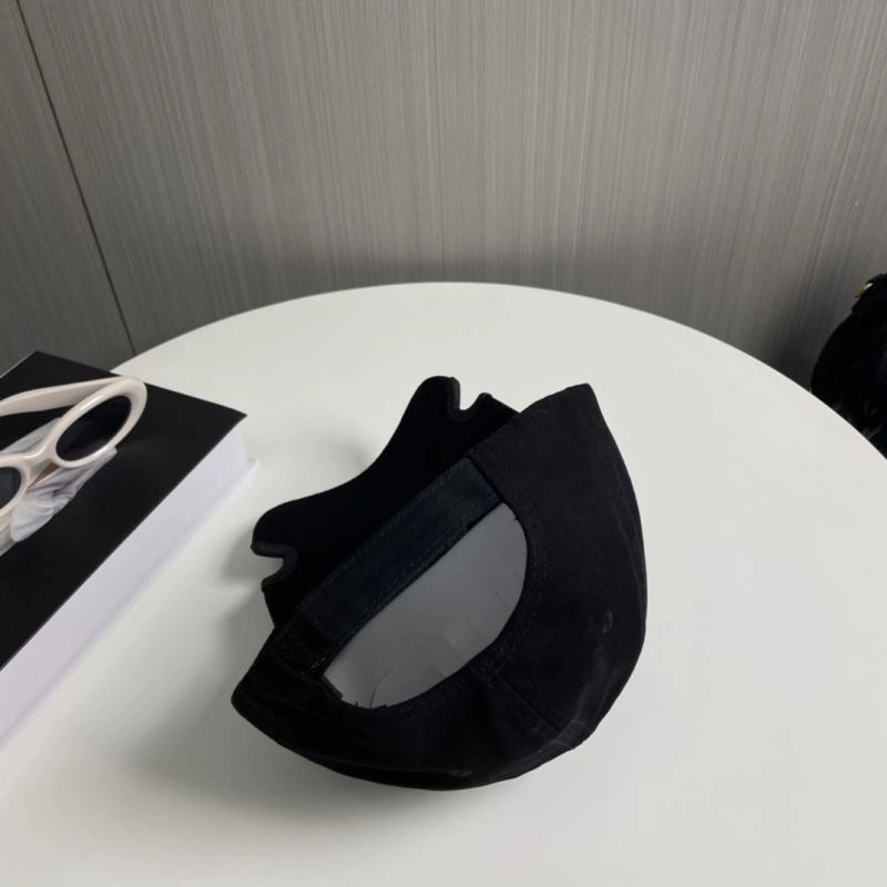 Balenciaga Caps Seasonal 262602