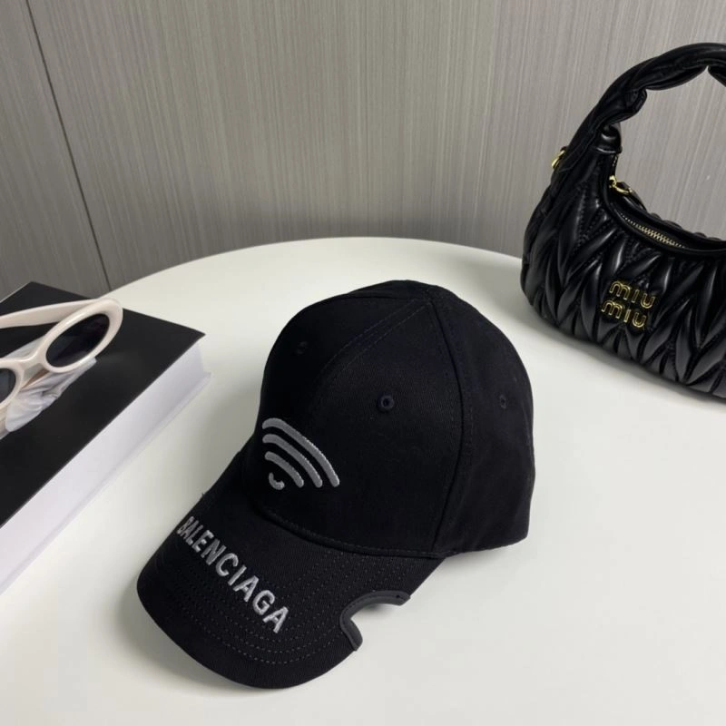 Balenciaga Caps Seasonal 262602