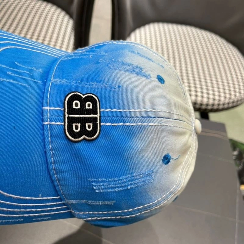 Balenciaga Caps Timeless 262598