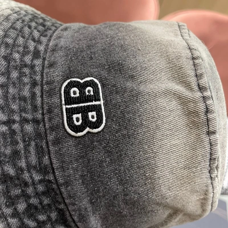 Timeless Balenciaga Caps 262570