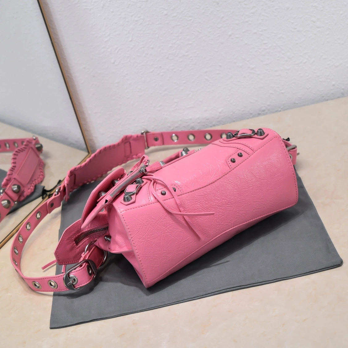 Balenciaga Cherry Blossom Neo Cagole Motorcycle Bag Sustainable 60982