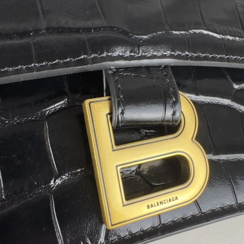 Balenciaga  Crush Pleated Chain Bag - Large Crocodile Style Trendsetting 75313