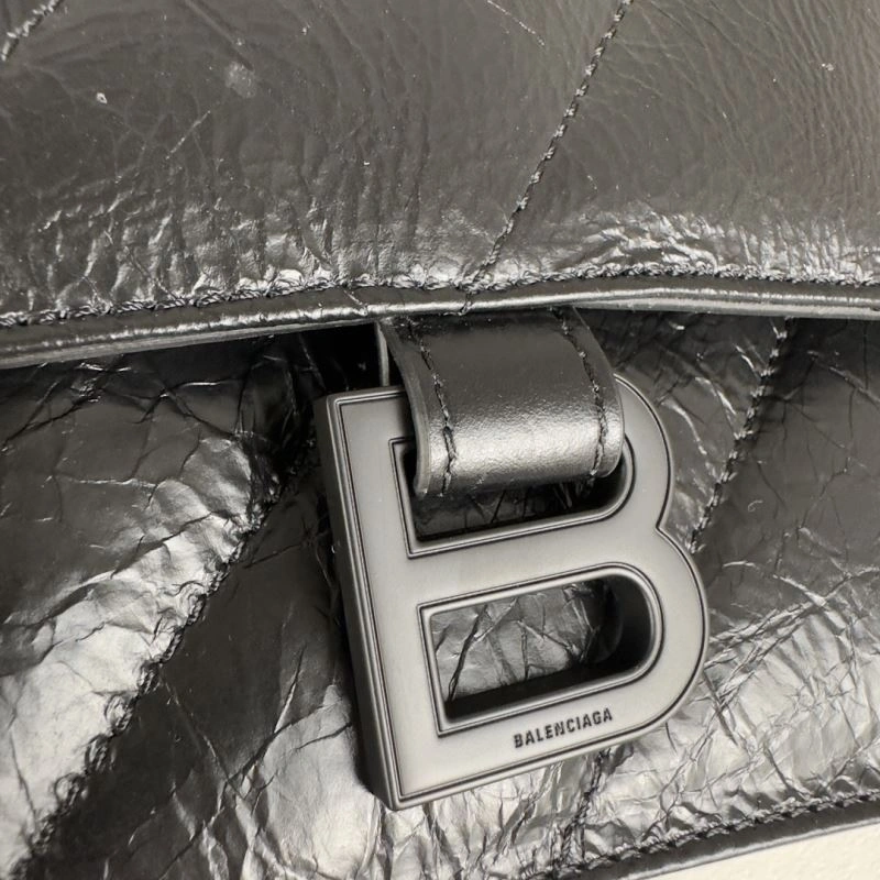 Balenciaga Chic Curved Crush Pleated Chain Bag -  Leather Style Sporty 67019