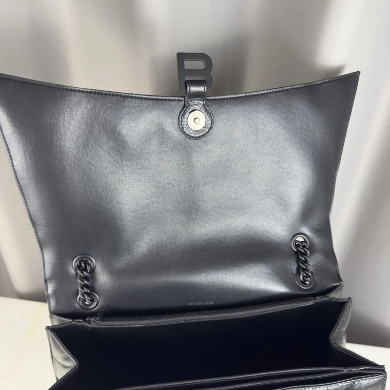 Balenciaga Chic Curved Crush Pleated Chain Bag -  Leather Style Sporty 67019