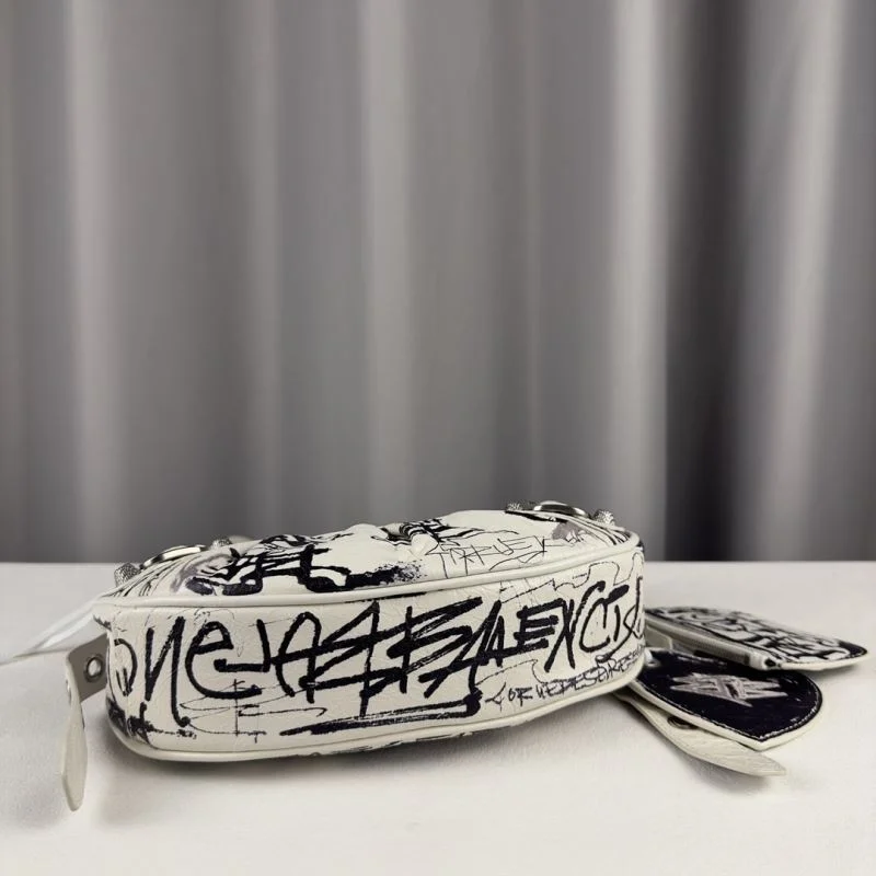 SoftTouch Balenciaga  GraffitiBalenciaga Le Cagole Half-Moon Bag 38399